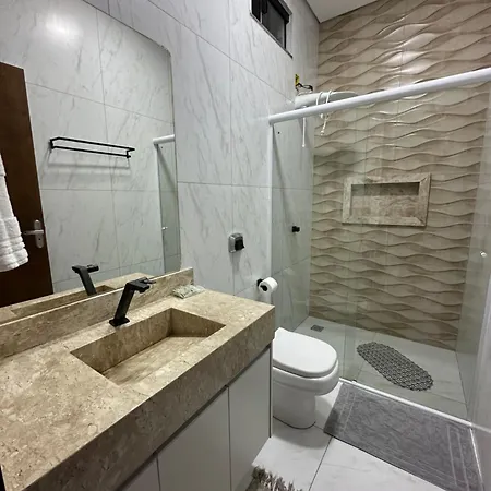 Apartamento Completo Para Quatro Pessoas Ou Um Quarto Com Sala E Cozinha Para Duas Pessoas Sinop Exterior photo