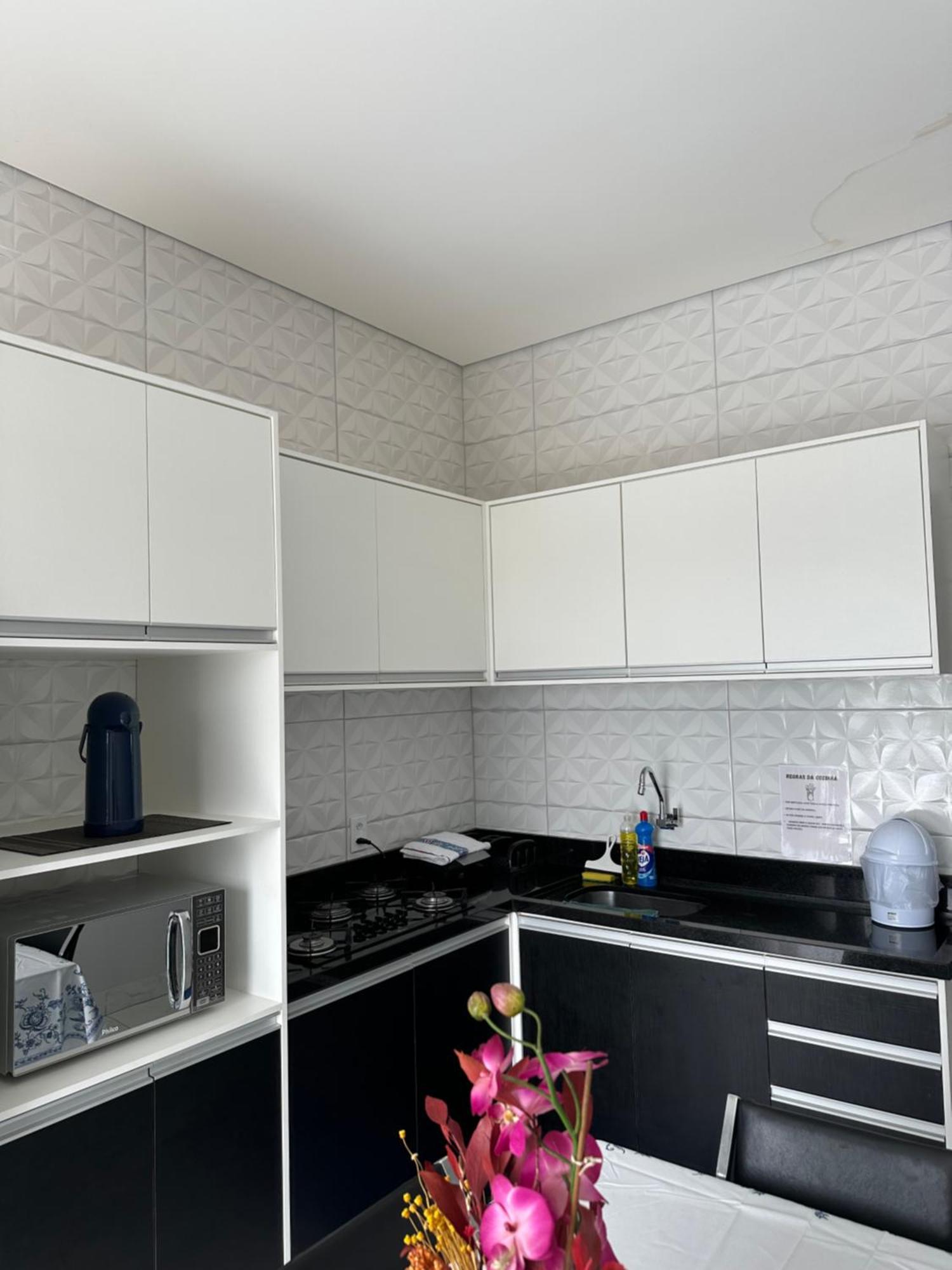 Completo Quatro Pessoas Ou Um Com Sala E Cozinha Duas Pessoas *